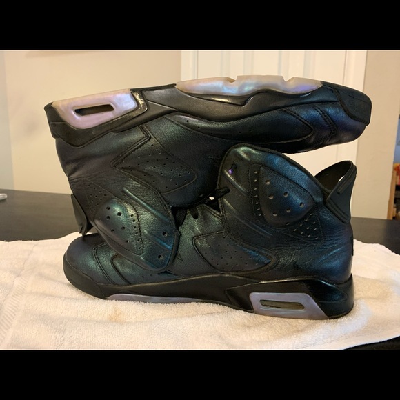 Air Jordan 6 Retro - Picture 5 of 8